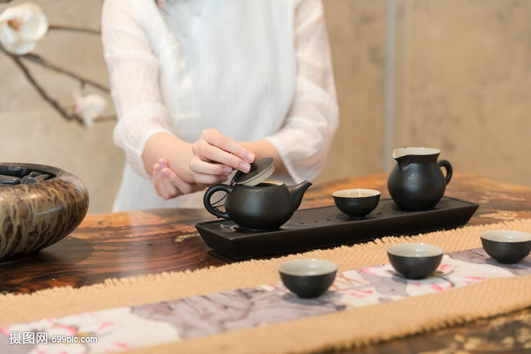 湘西州农业农村局系统举办第二期茶艺培训班